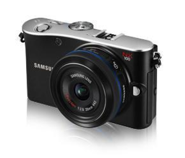 Samsung NX100 B + ob.20-55 - 1409730 - zdjęcie 2